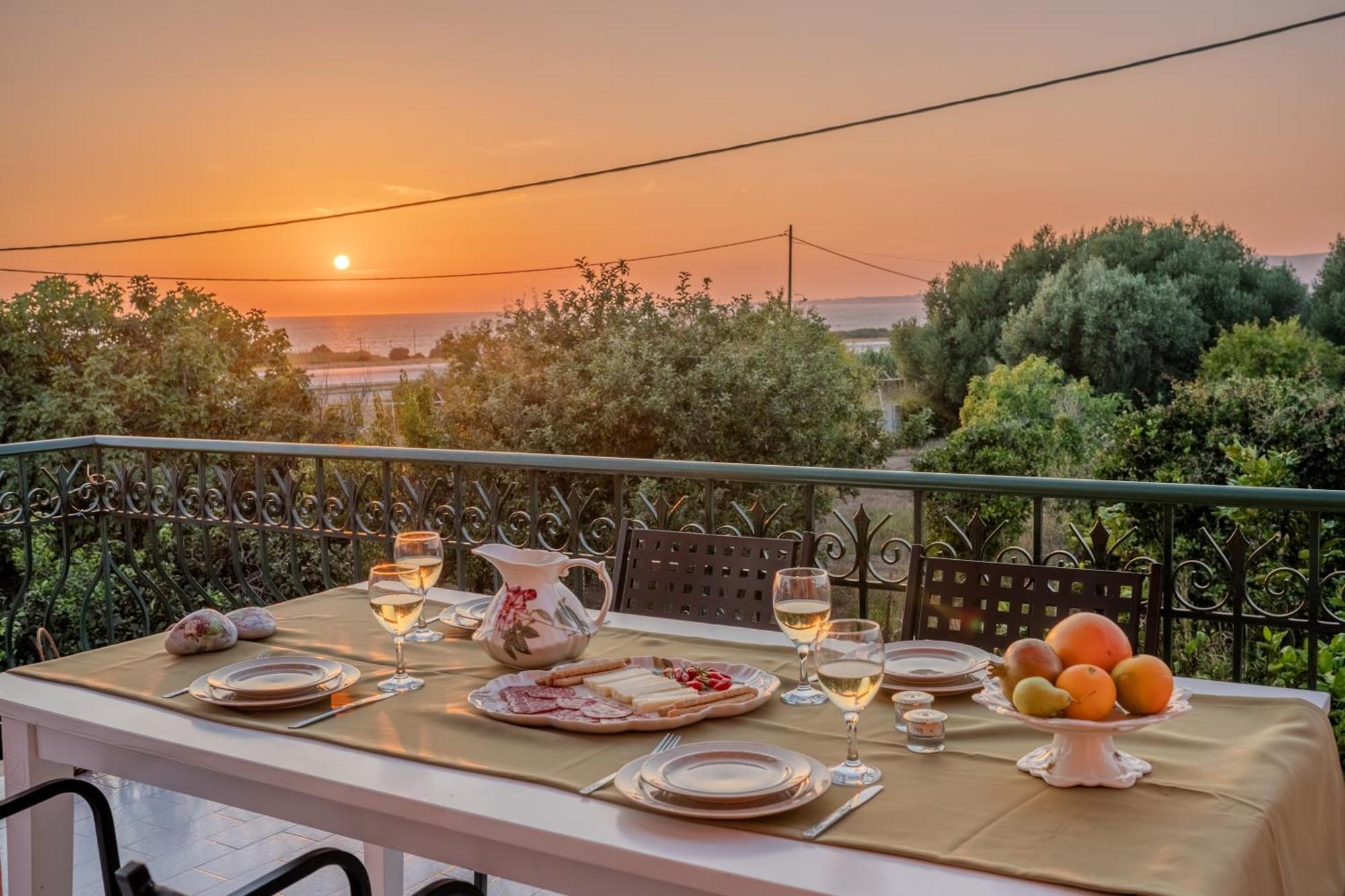 Ariadni Sea View Apartment Minia Exteriér fotografie